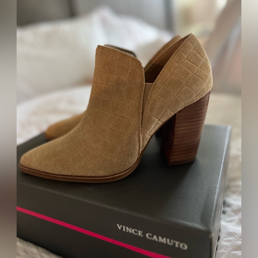 Vince Camuto Boots